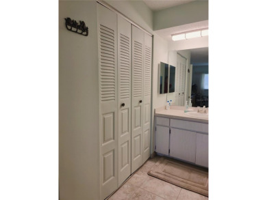 Great opportunity to own a beautifully maintained 2BR/2BA villa on Mainlands Golf Club in Florida - for sale on GolfHomes.com, golf home, golf lot