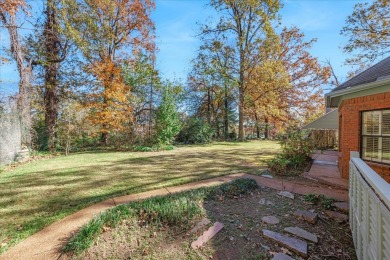 Spacious Home in Stonebridge Subdivision - Lakeland, TN with 3 on Stonebridge Golf Club in Tennessee - for sale on GolfHomes.com, golf home, golf lot