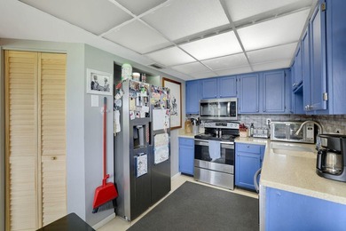 Enjoy stunning golf course views from this beautiful 2-bedroom on  in Florida - for sale on GolfHomes.com, golf home, golf lot