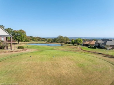 Enjoy Eagle Crest Golf Course in your backyard. Views on Eagle Crest Golf Course in Arkansas - for sale on GolfHomes.com, golf home, golf lot