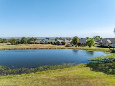 Enjoy Eagle Crest Golf Course in your backyard. Views on Eagle Crest Golf Course in Arkansas - for sale on GolfHomes.com, golf home, golf lot