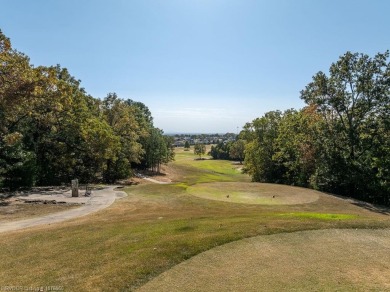 Enjoy Eagle Crest Golf Course in your backyard. Views on Eagle Crest Golf Course in Arkansas - for sale on GolfHomes.com, golf home, golf lot