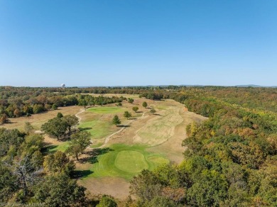 Enjoy Eagle Crest Golf Course in your backyard. Views on Eagle Crest Golf Course in Arkansas - for sale on GolfHomes.com, golf home, golf lot