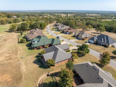 Enjoy Eagle Crest Golf Course in your backyard. Views on Eagle Crest Golf Course in Arkansas - for sale on GolfHomes.com, golf home, golf lot