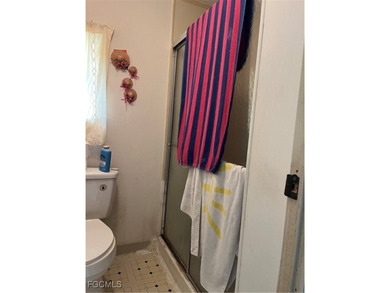 Come make this unit YOURS. 1,300 square ft HUGE!!. Located in on Six Lakes Country Club in Florida - for sale on GolfHomes.com, golf home, golf lot