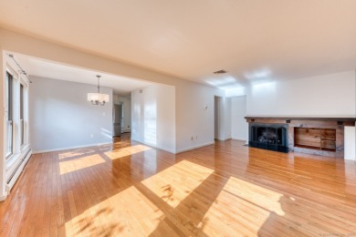 Move right into this beautifully maintained townhouse tucked on Rolling Greens Golf Club in Connecticut - for sale on GolfHomes.com, golf home, golf lot