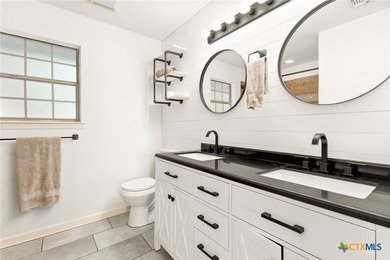 Beautiful Hill Country retreat near Canyon Lake! Situated on two on Canyon Lake Golf Club in Texas - for sale on GolfHomes.com, golf home, golf lot