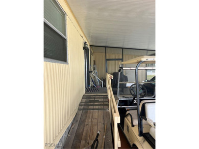 Come make this unit YOURS. 1,300 square ft HUGE!!. Located in on Six Lakes Country Club in Florida - for sale on GolfHomes.com, golf home, golf lot