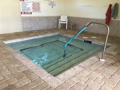 Come make this unit YOURS. 1,300 square ft HUGE!!. Located in on Six Lakes Country Club in Florida - for sale on GolfHomes.com, golf home, golf lot