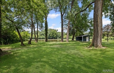 Arlington Greens Golf Course is your opportunity to own a prime on Arlington Greens Golf Course in Illinois - for sale on GolfHomes.com, golf home, golf lot