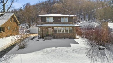 Welcome Home to this beautiful 3 bedroom, 2  1/2  bath home on Mississippi National Golf Links  in Minnesota - for sale on GolfHomes.com, golf home, golf lot