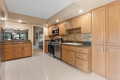 LOCATION! LOCATION!  Welcome to this desirable Wekiva Country on Wekiva Golf Club in Florida - for sale on GolfHomes.com, golf home, golf lot