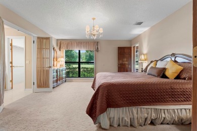 LOCATION! LOCATION!  Welcome to this desirable Wekiva Country on Wekiva Golf Club in Florida - for sale on GolfHomes.com, golf home, golf lot