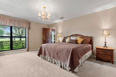 LOCATION! LOCATION!  Welcome to this desirable Wekiva Country on Wekiva Golf Club in Florida - for sale on GolfHomes.com, golf home, golf lot