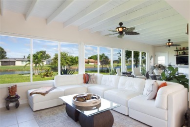 **3D VIRTUAL TOUR** Welcome to Your Florida Paradise in Rotonda on Rotonda Golf and Country Club The Hills Course in Florida - for sale on GolfHomes.com, golf home, golf lot