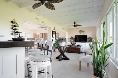 **3D VIRTUAL TOUR** Welcome to Your Florida Paradise in Rotonda on Rotonda Golf and Country Club The Hills Course in Florida - for sale on GolfHomes.com, golf home, golf lot