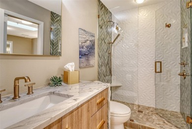 Under contract-accepting backup offers. High and Dry on Longboat Key Golf Club Resort in Florida - for sale on GolfHomes.com, golf home, golf lot