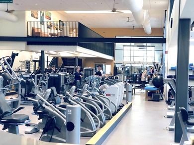 Reintroduced at $889,000, this updated 3BR/3BA Rossmoor townhome on Rossmoor Golf Course in California - for sale on GolfHomes.com, golf home, golf lot