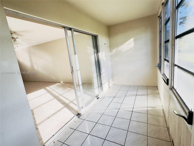 Welsome to your well-kept and spacious 1-bedroom, 1.5-bath on Flamingo Lakes Country Club in Florida - for sale on GolfHomes.com, golf home, golf lot