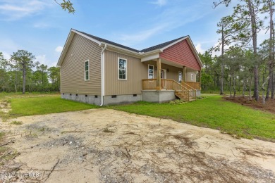 Fresh, flawless, and brand new! Skip the construction wait on The Lakes Country Club in North Carolina - for sale on GolfHomes.com, golf home, golf lot