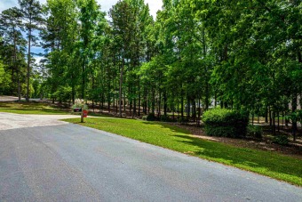 Beautiful building lot in The Planters area of Reynolds Lake on Reynolds Lake Oconee - The National  in Georgia - for sale on GolfHomes.com, golf home, golf lot