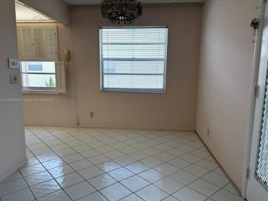 AMAZING APARTMENT, LOCATED IN THE DECIRABLE KINGS POINT ACTIVE on Kings Point Golf -Flanders Way in Florida - for sale on GolfHomes.com, golf home, golf lot