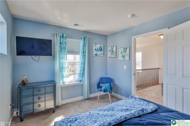 Open House Sat 12-2~Sophisticated & well appointed single home on Riverview Country Club in Pennsylvania - for sale on GolfHomes.com, golf home, golf lot