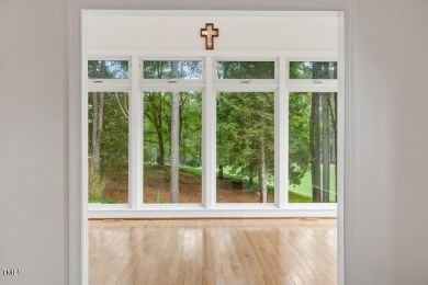 Live the life with this light and bright 4 bedroom/2.5 bath golf on Heritage Golf Club in North Carolina - for sale on GolfHomes.com, golf home, golf lot