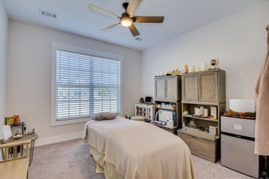 Welcome to Mt. Vintage! This spacious 3,570 sq. ft. home with 4 on Mount Vintage Plantation and Golf Club  in South Carolina - for sale on GolfHomes.com, golf home, golf lot