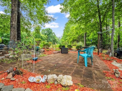Fresh mountain-living vibe with room to breathe-this 4BR/2.5BA on Cleghorn Plantation Golf Club in North Carolina - for sale on GolfHomes.com, golf home, golf lot