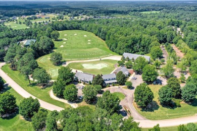 Welcome to Mt. Vintage! This spacious 3,570 sq. ft. home with 4 on Mount Vintage Plantation and Golf Club  in South Carolina - for sale on GolfHomes.com, golf home, golf lot