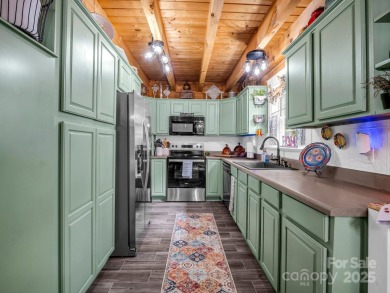 Fresh mountain-living vibe with room to breathe-this 4BR/2.5BA on Cleghorn Plantation Golf Club in North Carolina - for sale on GolfHomes.com, golf home, golf lot