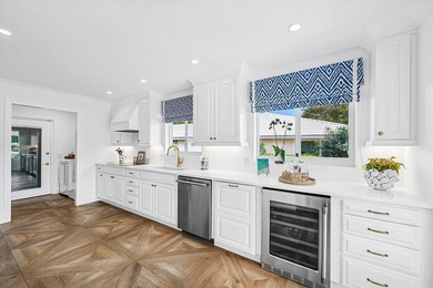 Beautifully remodeled 3 bedroom 3 bath villa with garage in the on Quail Ridge Golf Course and Country Club in Florida - for sale on GolfHomes.com, golf home, golf lot