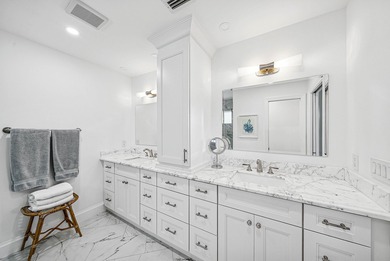 Beautifully remodeled 3 bedroom 3 bath villa with garage in the on Quail Ridge Golf Course and Country Club in Florida - for sale on GolfHomes.com, golf home, golf lot