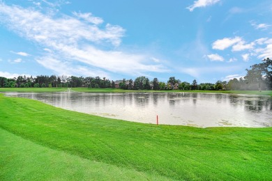 Welcome to 30 Graystone! This breathtaking home overlooks on Wynstone Golf Club in Illinois - for sale on GolfHomes.com, golf home, golf lot