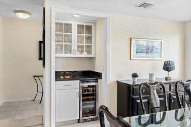 Welcome to this spacious 2-bedroom, 2-bath condo perfectly on Quail Ridge Golf Course and Country Club in Florida - for sale on GolfHomes.com, golf home, golf lot