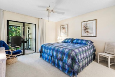 Welcome to this spacious 2-bedroom, 2-bath condo perfectly on Quail Ridge Golf Course and Country Club in Florida - for sale on GolfHomes.com, golf home, golf lot
