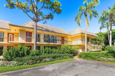 Welcome to this spacious 2-bedroom, 2-bath condo perfectly on Quail Ridge Golf Course and Country Club in Florida - for sale on GolfHomes.com, golf home, golf lot