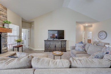 Tired of the same old thing? Then come take a look at this four on Briarbrook Golf Course in Missouri - for sale on GolfHomes.com, golf home, golf lot