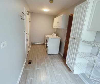 Seller financing available at a discounted rate!! Welcome to on Highland Woods Golf Course in Illinois - for sale on GolfHomes.com, golf home, golf lot