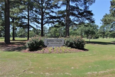 This lot is located in the fantastic community of Indian Creek on Indian Creek Yacht and Country Club in Virginia - for sale on GolfHomes.com, golf home, golf lot