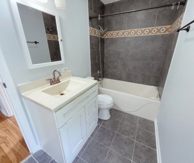 Seller financing available at a discounted rate!! Welcome to on Highland Woods Golf Course in Illinois - for sale on GolfHomes.com, golf home, golf lot