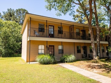 Fantastic price on this FURNISHED 3BR/3BA condo located next to on Ole Miss Golf Club in Mississippi - for sale on GolfHomes.com, golf home, golf lot
