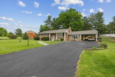 Spacious home with plenty of room to spread out. Nice brick home on Waynesboro Country Club in Virginia - for sale on GolfHomes.com, golf home, golf lot