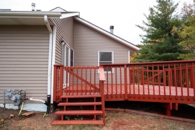 ***SPACIOUS RANCH WITH FINISHED LOWER LEVEL*** Enjoy the beauty on Savannah Oaks Golf Club of Candlewick Lake in Illinois - for sale on GolfHomes.com, golf home, golf lot