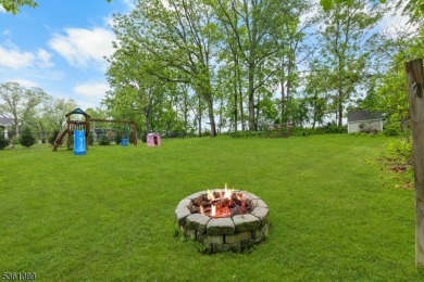 Beautifully maintained 3BR split-level backing to a golf course! on High Bridge Hills Golf Club in New Jersey - for sale on GolfHomes.com, golf home, golf lot