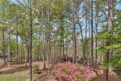Keowee Key Interior home located on South Side just minutes from on Keowee Key Golf and Country Club in South Carolina - for sale on GolfHomes.com, golf home, golf lot