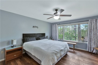 Keowee Key Interior home located on South Side just minutes from on Keowee Key Golf and Country Club in South Carolina - for sale on GolfHomes.com, golf home, golf lot