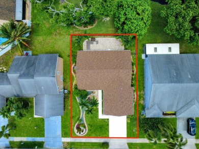 Welcome to this centrally located gated community with easy on Leisureville Community Golf Course in Florida - for sale on GolfHomes.com, golf home, golf lot