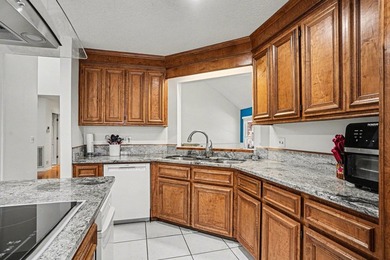 Welcome to this beautifully maintained Twin Garden Home in on Crowfield Golf and Country Club in South Carolina - for sale on GolfHomes.com, golf home, golf lot